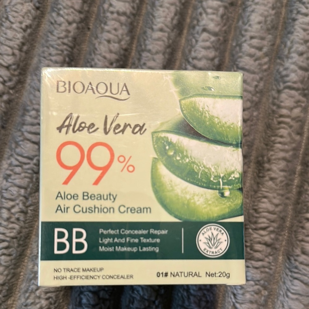 Aqua Aloe Vera BB Cream - Green